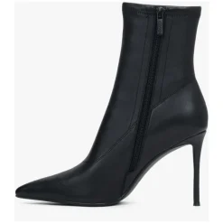 Ankelstøvletter med elastisk skaft på stiletthæl