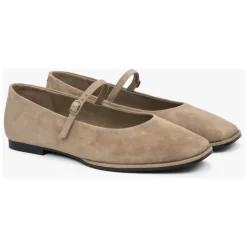 Beige ballettflats for kvinner med spenne laget av myk fløyel