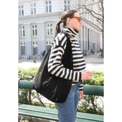 Boho-inspirert Suede Dalliea Veske