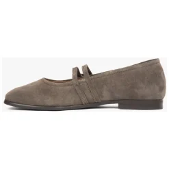 Brune ballettflats for kvinner med en spenne laget av premium italiensk ekte velur