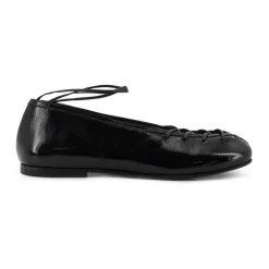 Bumi Ballerinas