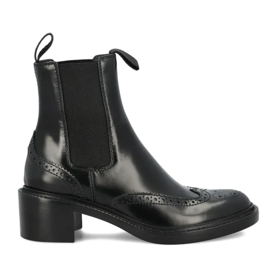 Chelsea Boots