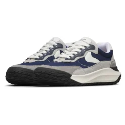 Club Act Sneakers