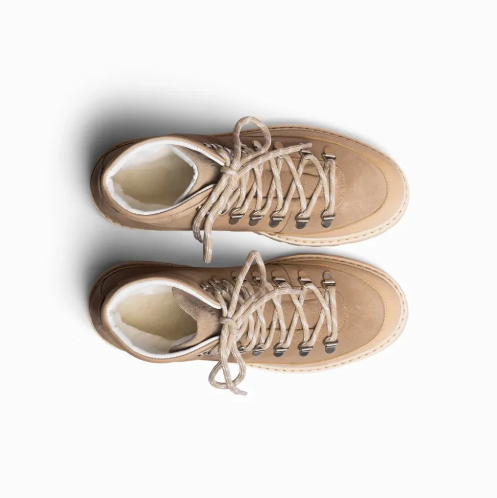 Core Cap Suede Boot