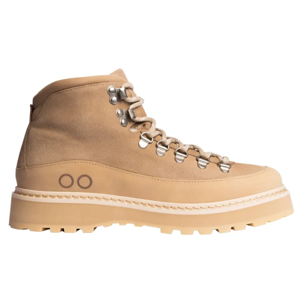 Core Cap Suede Boot