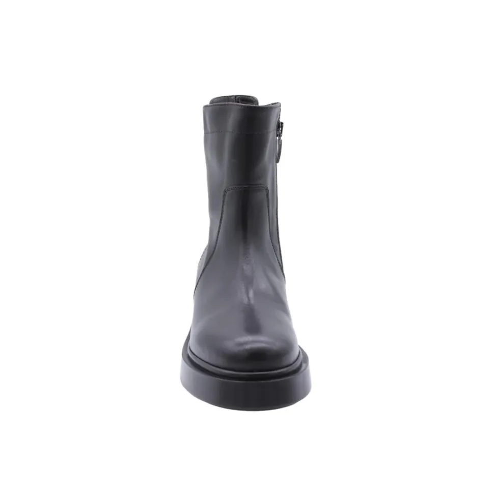 Elegant Støvel for Stilige Antrekk