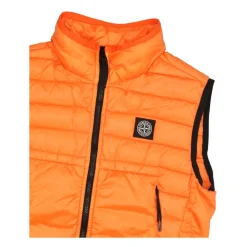 Ermeløs strikket vest