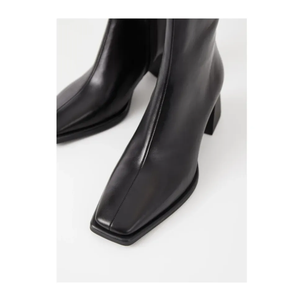 Hedda Boots