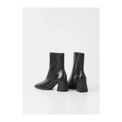 Hedda Boots