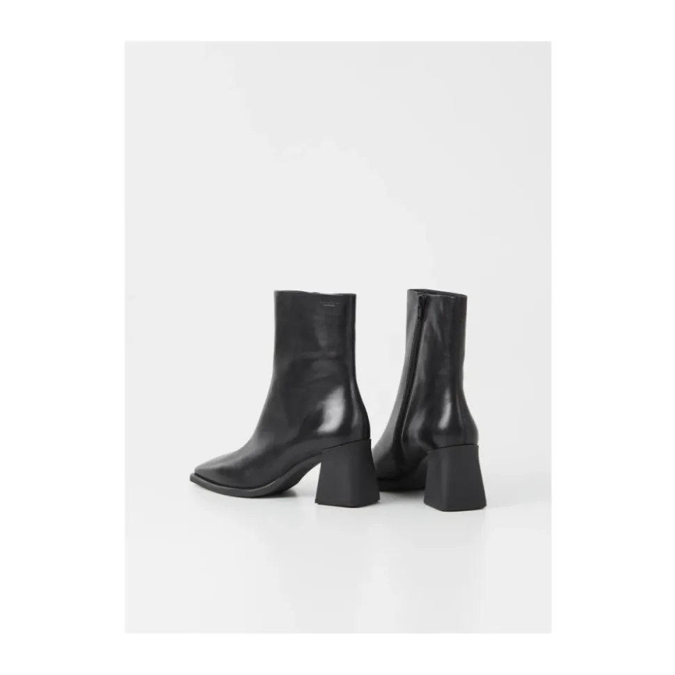 Hedda Boots
