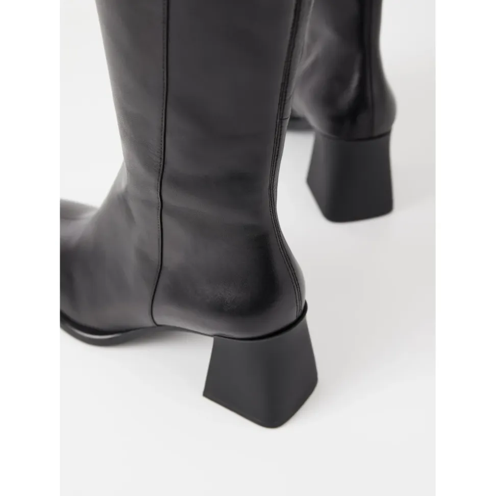 Hedda Heeled Boot