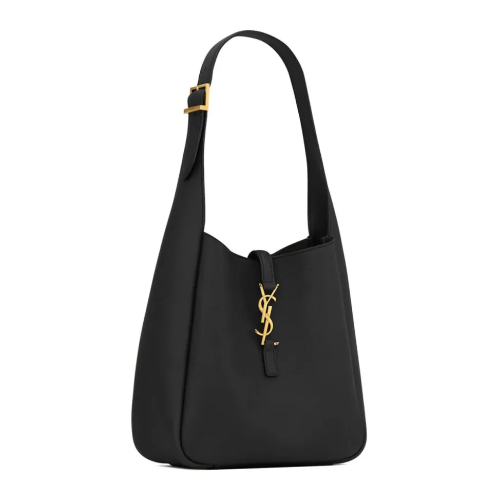Le 5 À 7 Supple Small Bag