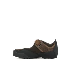 Loie Sneakers