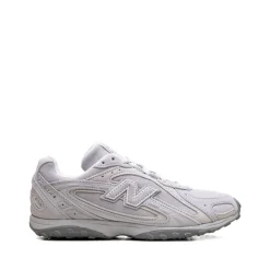 204L Sneakers