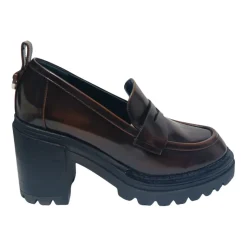 Moccasin i skinn