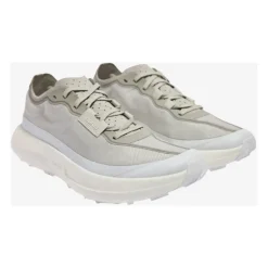 005 Neve Sneakers