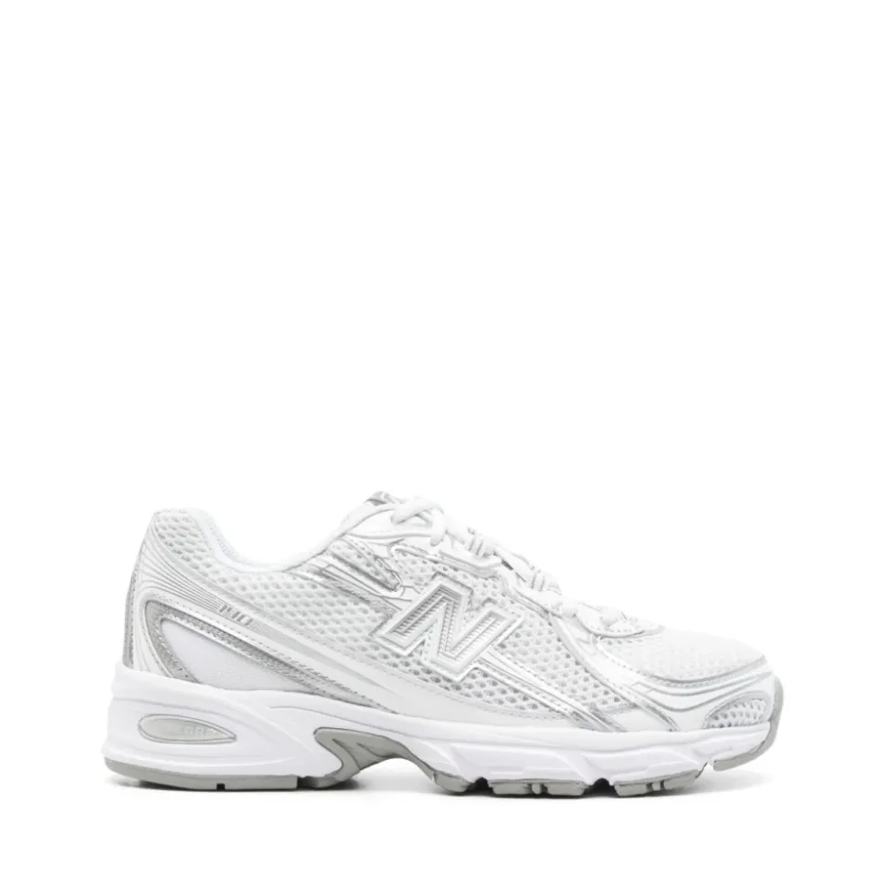 740 Sneaker