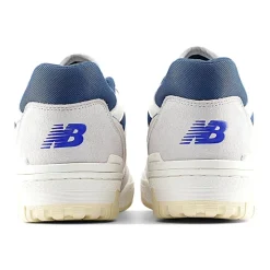 550 Sneakers