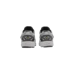 1906 Sneakers