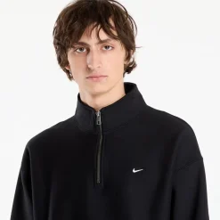 Solo Swoosh Fleece Quarter-Zip Top