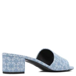 Stilige sandaler for sommerantrekk