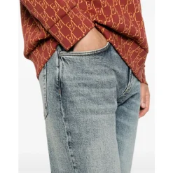 Straight Jeans