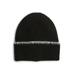 Strikket Beanie med kule detaljer