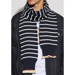 Stripet skjerf