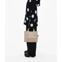 The Medium Tote