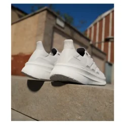 Ultraboost 5