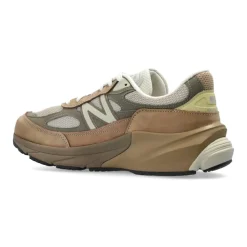 990v6 Sneakers